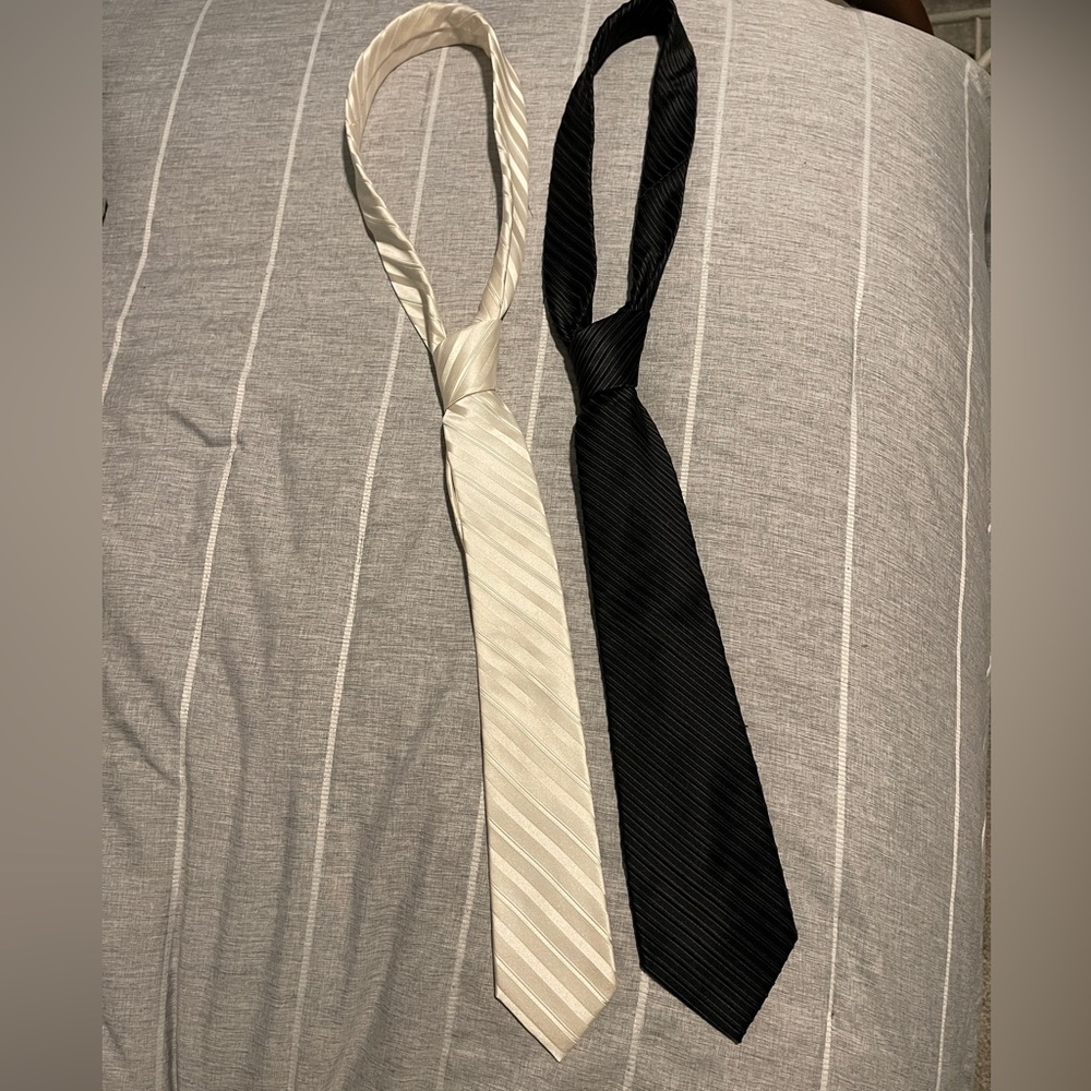 2 Express Neck Tie (s) black tie and white tie 100% silk